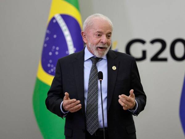 El presidente brasileño Lula da Silva manifestó su preocupación por el despliegue militar de Estados Unidos en el Caribe y aseguró que hablará con Donald Trump.