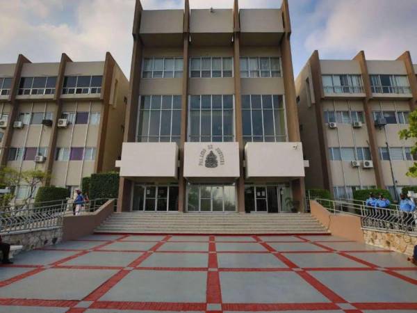 Durante la reunión de altos funcionarios, se reveló que se prevé la realización de plenos relacionados a exámenes de notariado y asuntos de carácter jurisdiccional.