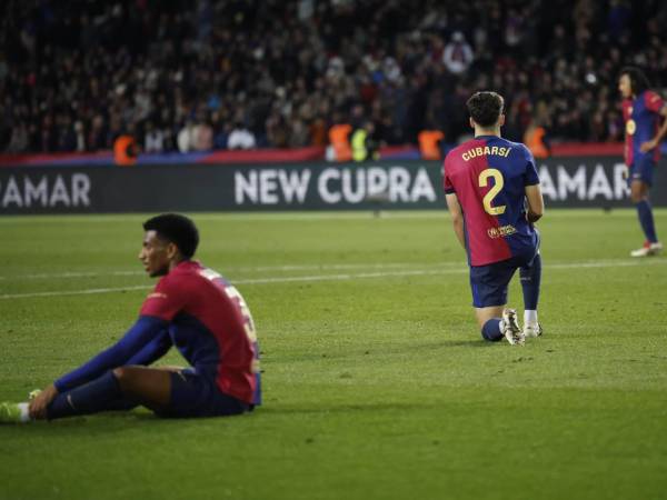 El FC Barcelona perdió el liderato y cayó al tercer lugar de la tabla de LaLiga de España.