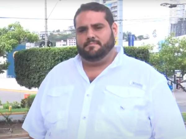 Eduardo Elvir, regidor de Santa Rosa de Copán, anunció que presentará una solicitud formal de rectificación ante el TSC. De no obtener respuesta, advierte que tomará acciones legales, aunque aclara que será su equipo jurídico quien defina si se procederá por la vía penal.