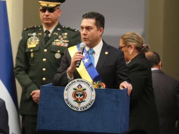 Alcalde Juan Diego Zelaya inicia gestión con enfoque en trabajo y soluciones.