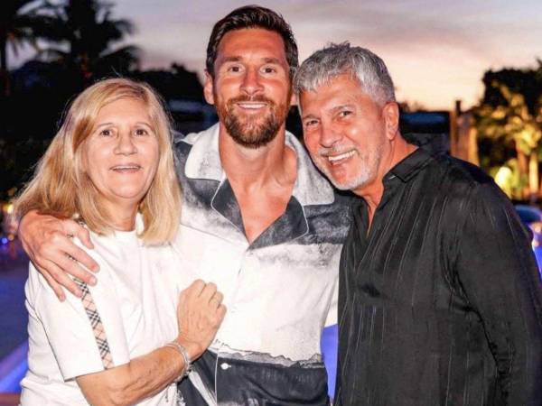 Lionel Messi viajará desde Miami a Argentina para los actos fúnebres de su padre.