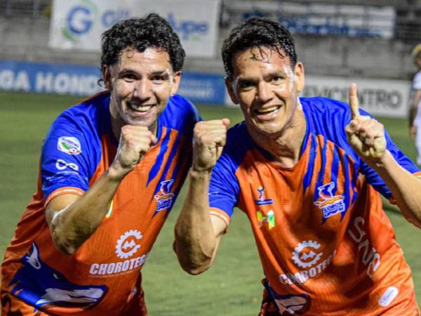 Imágenes del desarrollo del partido.