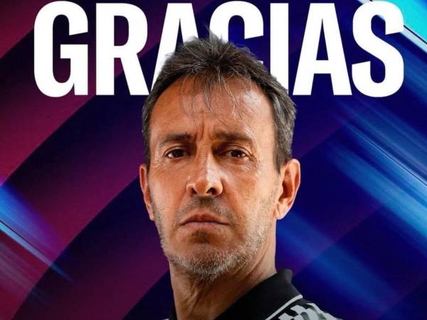 “Bocha” Batista en seis partidos consiguió cinco derrotas y un empate.
