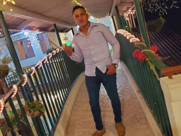 Maicol Tróchez fue asesinado en un campo de fútbol dos meses después del crimen de su padre.