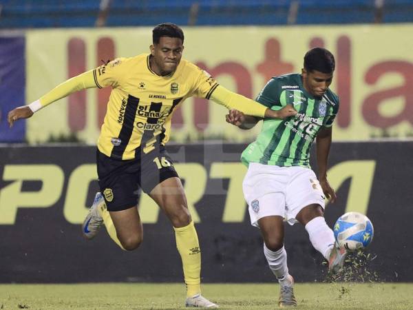 Yeison Moreno está metiendo en aprietos a los defensores del Marathón.