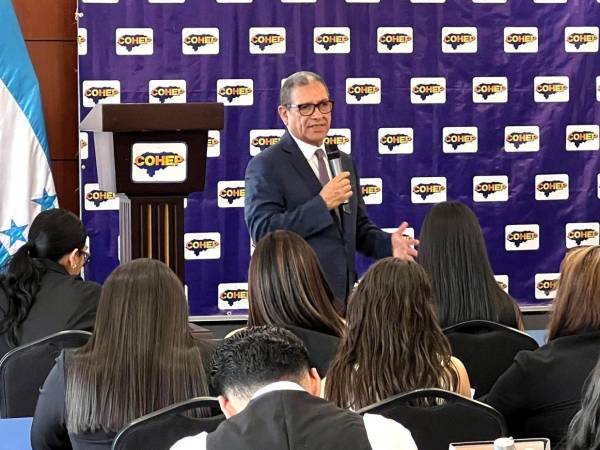 Armando Urtecho cuestionó al gobierno de Xiomara Castro y sus relaciones con países enemigos de EE UU.