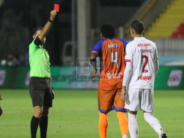 García fue expulsado tras revisión en el FVS.