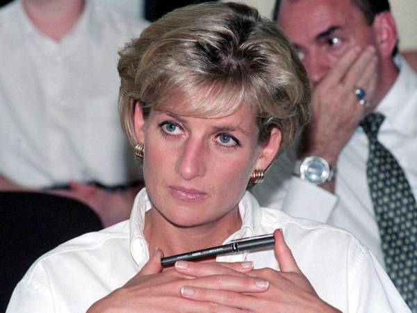 Su trágico fallecimiento en un accidente automovilístico en 1997 en París causó un gran impacto global y dejó un legado que todavía perdura en la sociedad actual.