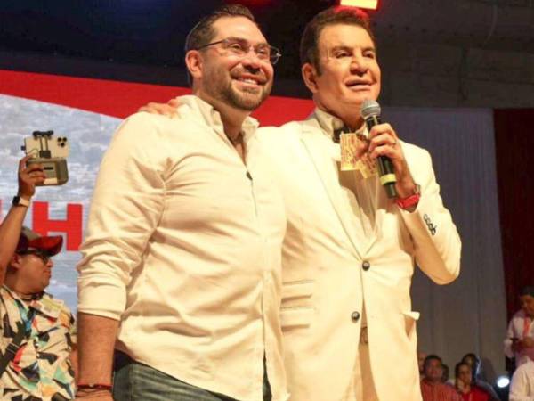 Ayer, el presidente de Estados Unidos aseguró que Salvador Nasralla es parte de un intento por engañar al pueblo para dividir el voto.