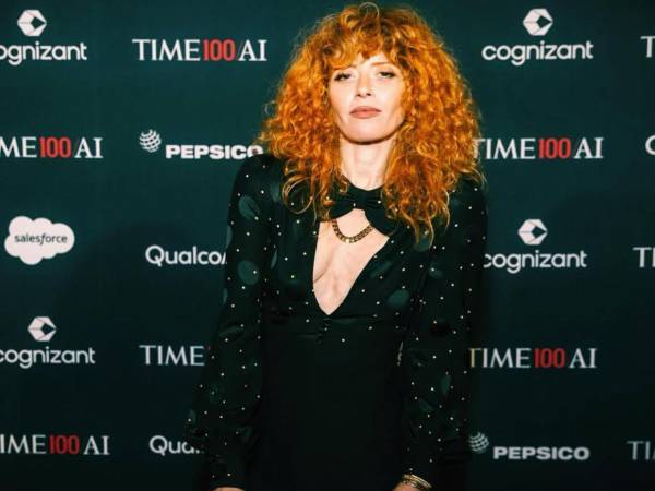 Natasha Lyonne, conocida por su trabajo en 'Russian Doll' y 'Poker Face', ha confirmado mediante redes sociales que ha sufrido una recaída después de mantener la sobriedad durante casi una década.