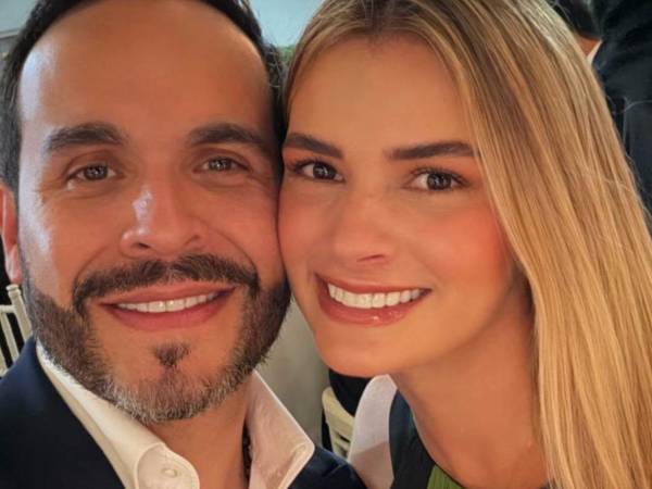 La empresaria Ana Lucía Pineda, administradora de empresas del departamento caribeño de Córdoba, será la próxima primera dama de Colombia si se confirma en el escrutinio la victoria del ultraderechista Abelardo de la Espriella en las elecciones presidenciales de este domingo.