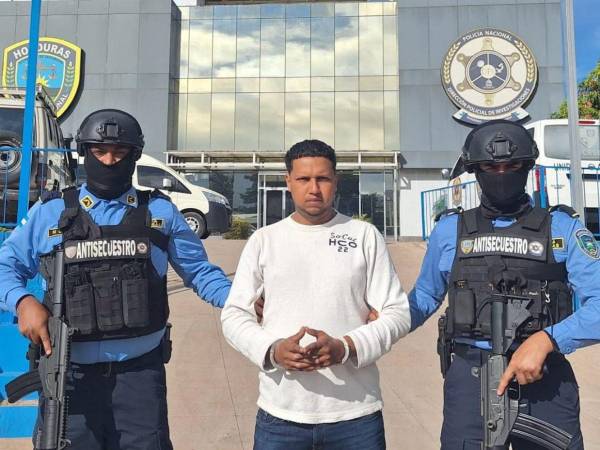 Toybi Ramíres David enfrentará acusaciones por el delito de violación agravada en perjuicio de una menor de 13 años de edad.