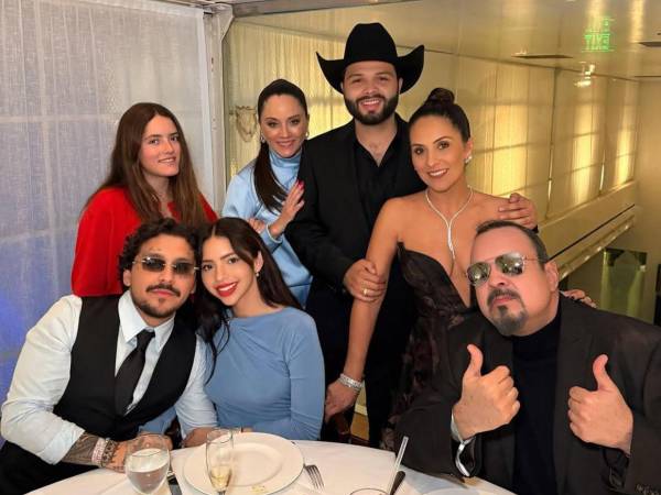 La familia Aguilar vuelve al foco público luego de que Aneliz Álvarez, madre de Ángela Aguilar, decidiera pronunciarse sobre las constantes críticas que su hija ha enfrentado en redes sociales.