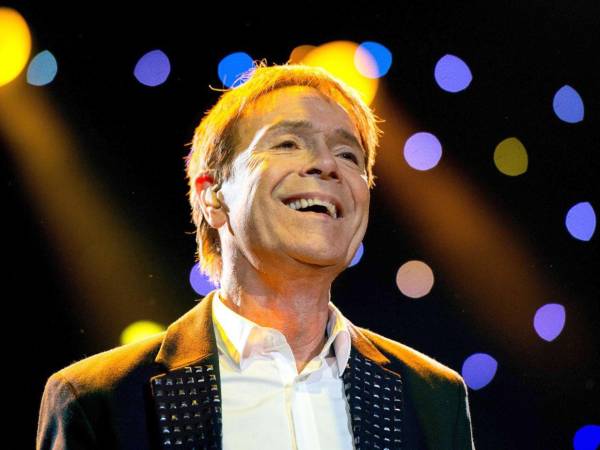“El diagnóstico precoz salva vidas”: Cliff Richard habla de su cáncer de próstata.