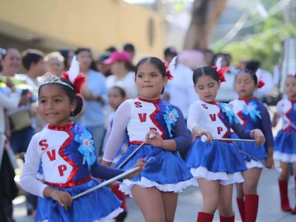 La iniciativa contempla tres categorías: palillonas, novias y pomponeras; bandas de guerra y cadetes; y cuadros folclóricos.