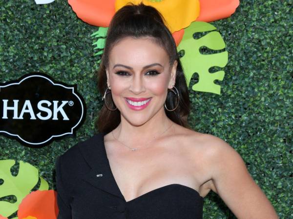 Reconocida por la serie Charmed (Embrujadas), la actriz consolidó su papel como referente crítico en Hollywood después de que un tuit suyo en 2017 diera alcance global al movimiento #MeToo, creado en 2006.