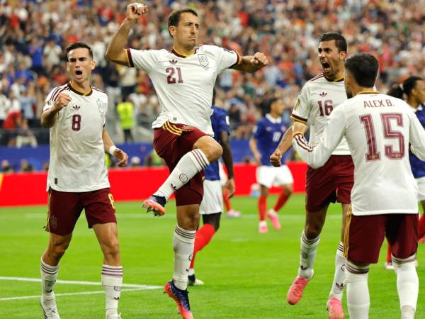 Mikel Oyarzabal no desaprovechó para poner a ganar a España sobre Francia.