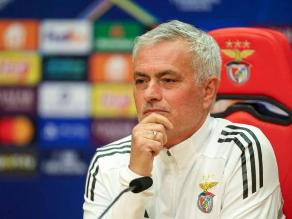 José Mourinho actualmente dirige al Benfica en Portugal.