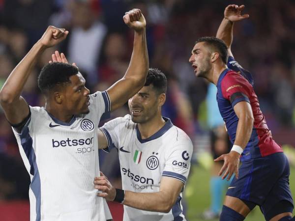 El Inter de Milán sacó un empate en casa del FC Barcelona en la ida.