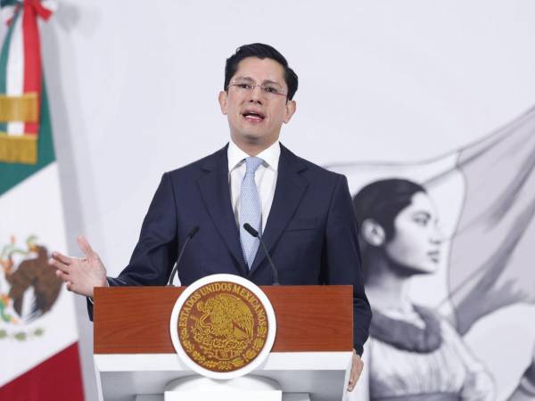 Además, se informó que más de 177 mil mexicanos han sido detenidos por autoridades migratorias desde enero de 2025.