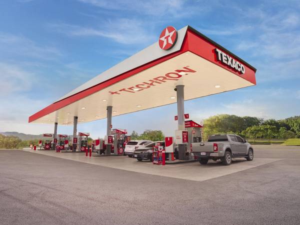 Texaco celebra 80 años en Honduras, reafirmando su compromiso con la calidad, la innovación y el progreso del país.