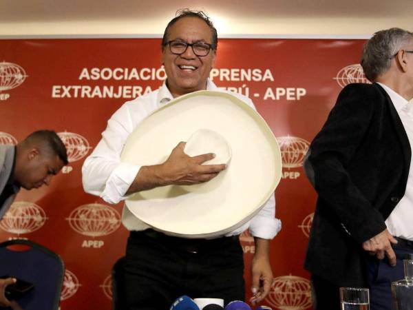 Estamos con tranquilidad para respetar los resultados , expresó el candidato.