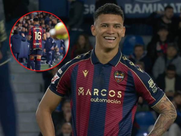 Arriaga fue expulsado por dos amarillas casi consecutivas por aplaudir al árbitro principal.