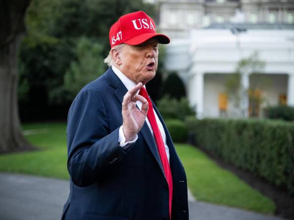 Trump aseguró que los ataques a las embarcaciones han sido exitosas, que ya no queda nada, por lo que considera ingresar a tierra firme.