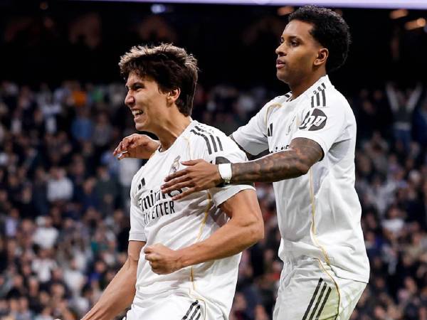 Imágenes del desarrollo del partido.