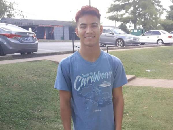 Un joven hondureño identificado como Rosny Josafath Rodríguez Midence, de 21 años y originario de El Suyatal, Teupasenti, en El Paraíso, murió a finales de octubre tras un enfrentamiento con la policía en Texas, Estados Unidos.