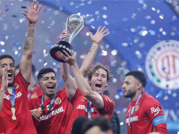 El Toluca se coronó bicampeón del fútbol mexicano y consiguió su corona 12 en su historia en la primera división azteca. Alexis Vega anotó el gol del gane ante Tigres