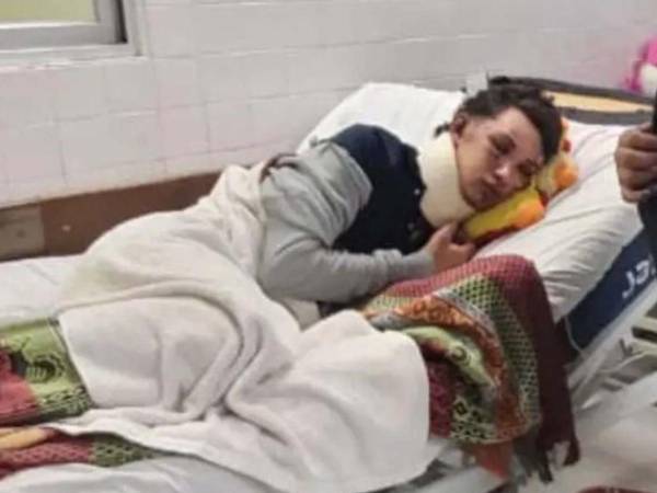 Agentes de la DPI capturaron en el Hospital Mario Catarino Rivas a un joven de 18 años acusado de participar en el asesinato de un hombre.
