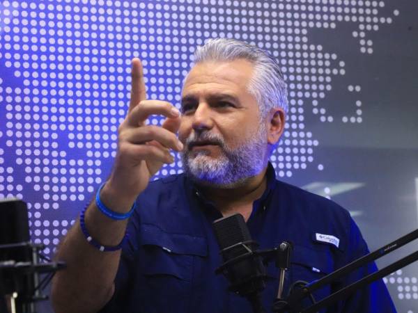 Júnior Burbara presentó su plan para San Pedro Sula, enfocándose en desarrollo urbano, transparencia, obras públicas y modernización de servicios municipales.