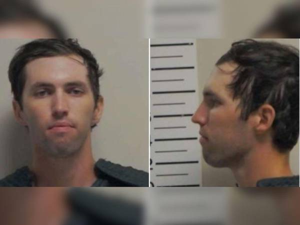 Después de que admitiera el crimen cometido el pasado miércoles en Utah, Tyler Robinson, fue entregado a las autoridades por un familiar. Esto es lo que se sabe de su captura.
