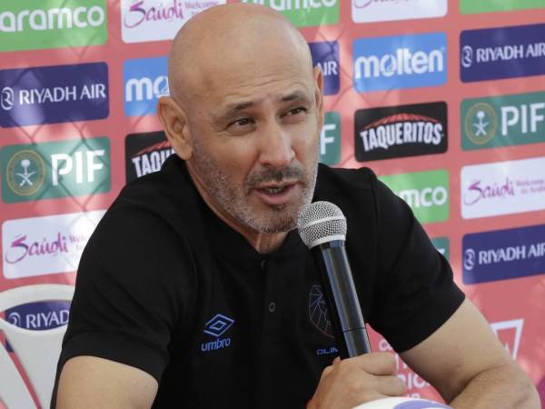 Eduardo Espinel ha confirmado la baja del Olimpia para el juego ante Luis Ángel Firpo.