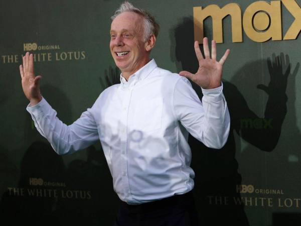 La sátira hotelera The White Lotus domina las nominaciones con un récord de 6 candidaturas, incluyendo Mejor Serie de Drama.