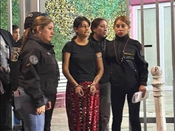 Tras la indignación generada por el abandono de un recién nacido en una calle de la colonia Fuentes del Valle, una excompañera de trabajo de Diana Jaciel ‘N’ reveló que la joven madre podría tener un historial de negligencia, adicciones y otro hijo a su cargo.