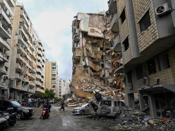 La OMS reporta un promedio de tres ataques diarios contra infraestructuras sanitarias en Líbano, agravando la crisis de desplazados.