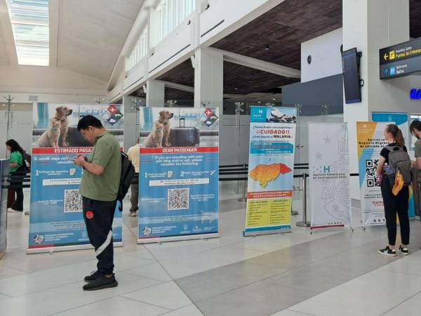 Migracin informó que las medidas en los aeropuertos y aduanas serán temporales mientras Salud logre vacunar a los menores de 10 años en Honduras.