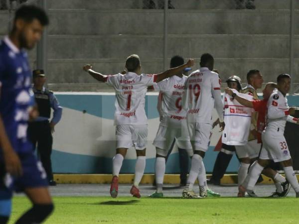 Jorge Benguché no perdonó en su primera oportunidad para poner a ganar al Olimpia.