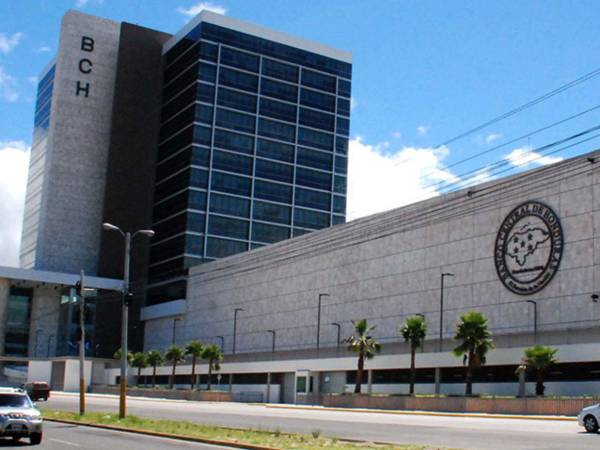 Según el Banco Central de Honduras (BCH), el Índice de Precios al Consumidor (IPC) fue de 4.98% en 2025.