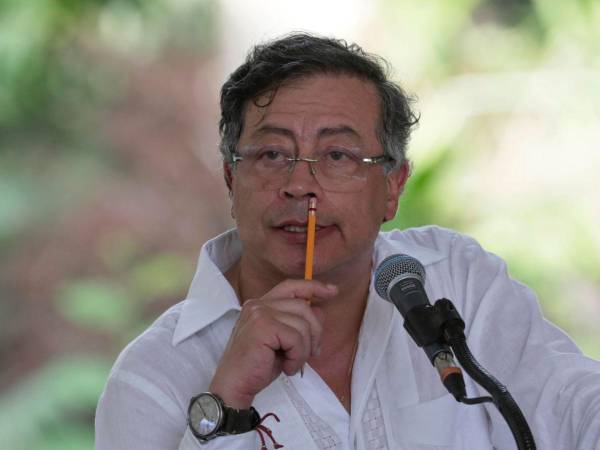 Yo le dije a Trump a través de sus emisarios que eso sería el peor error, insistió Petro.