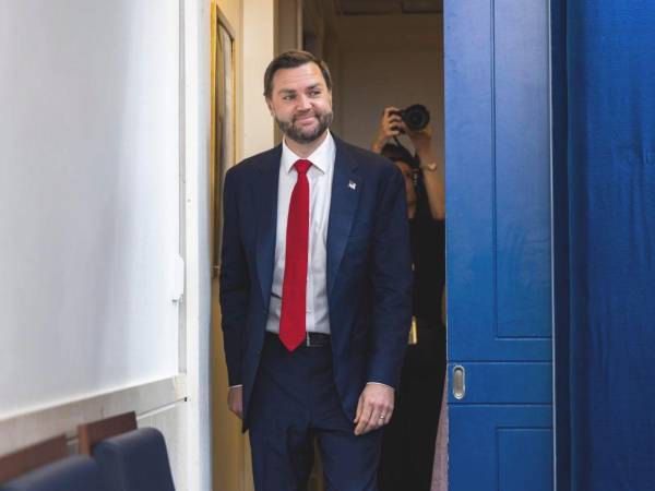 Vance lideraría la delegación estadounidense en las conversaciones con Irán.