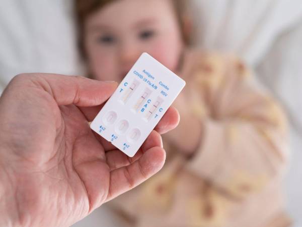 Las autoridades sanitarias informaron el pasado viernes que en lo que va de año al menos 13 niños han muerto a causa del VRS.