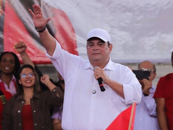 Un análisis de EL HERALDO Plus detalla que la alcaldía de Jorge Aldana incorporó casi 2,100 empleados, disparando la planilla a 3,653 trabajadores.