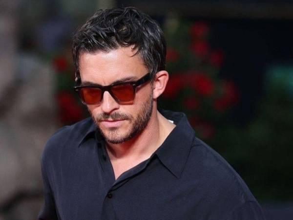 Bailey, de 37 años, le toma el relevo a los también actores John Krasinski (2024), Patrick Dempsey (2023) y Chris Evans (2022).