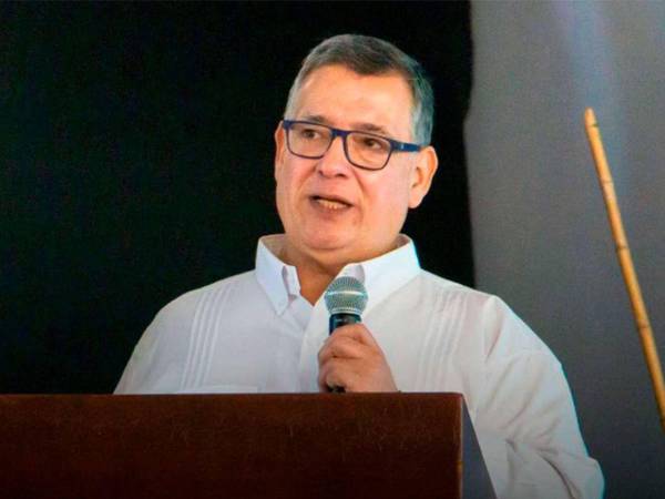 En una rueda de prensa, Moncada aseguró que el bipartidismo nos impuso su trama electoral adulterando elTREP y la biometría.