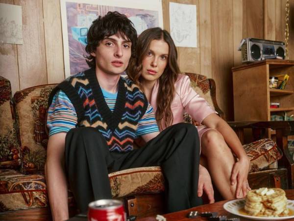 Los creadores de Stranger Things, Matt y Ross Duffer, han salido en defensa del episodio penúltimo de la serie tras el aluvión de críticas negativas que recibió por mostrar la salida del armario del personaje Will Byers, interpretado por Noah Schnapp.