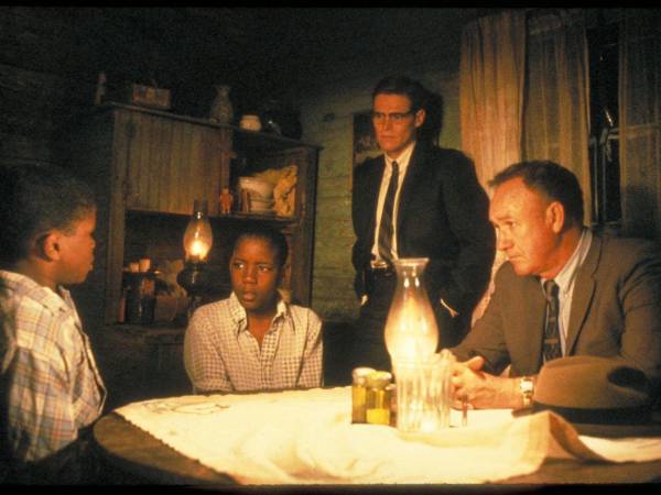 Gene Hackman (d) en un fotograma de la película ‘Mississippi Burning’ (‘Arde Mississipi’) de 1988.